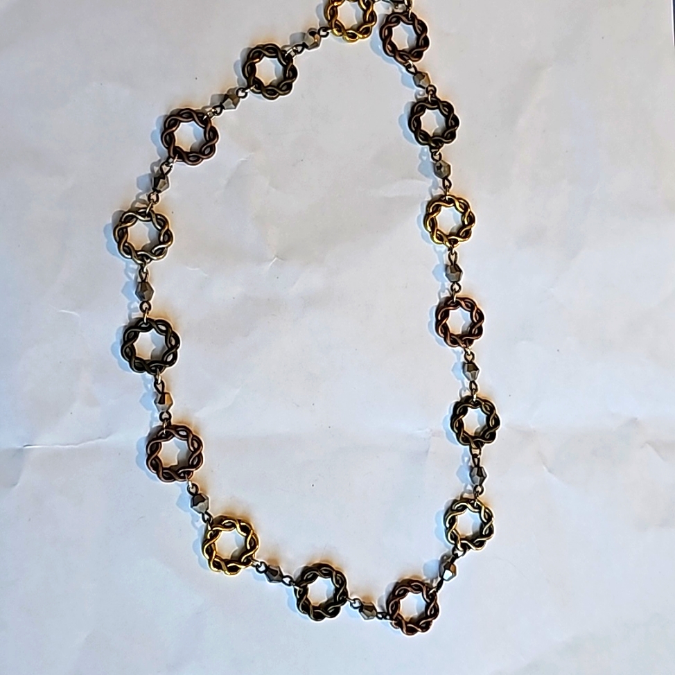 Gold Tone Copper Tone And Antique Gold Tone Neclace
